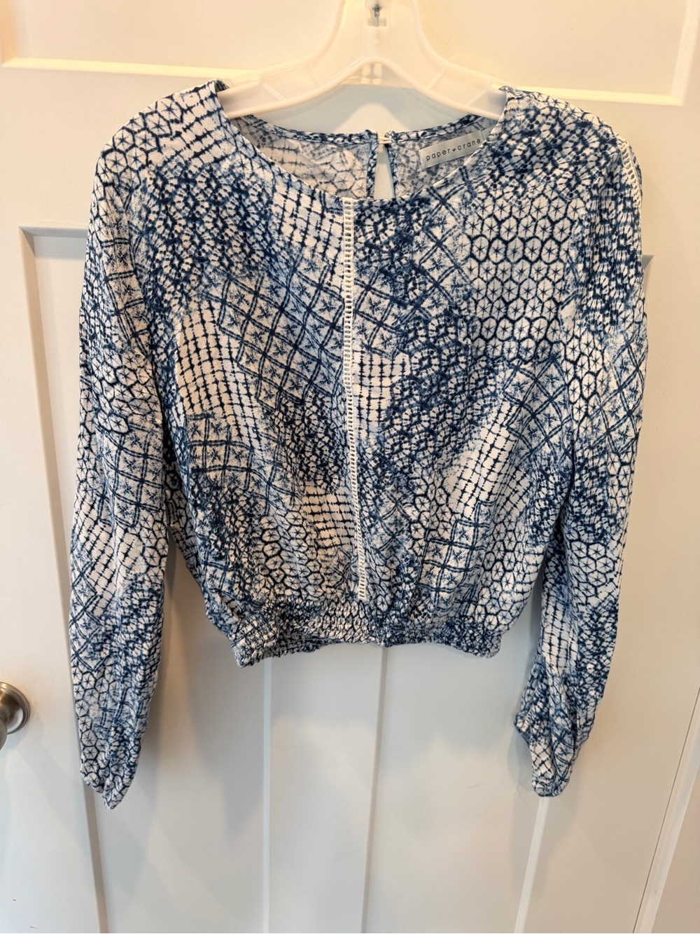Paper Crane Large Blue White Geometric Smocked Crop Blouse Balloon Sleeve